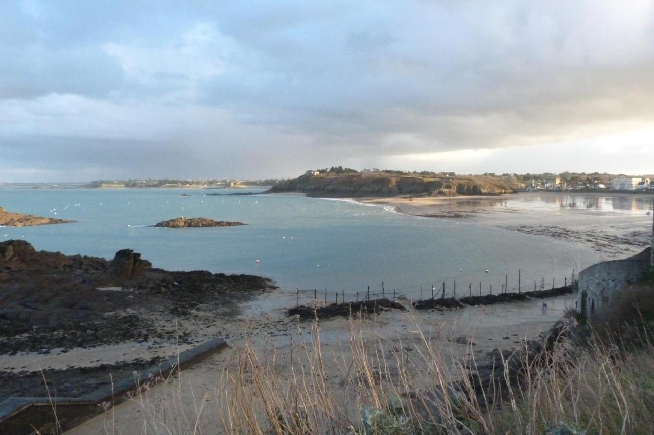 Gite Bambou Saint-Lunaire Buitenkant foto